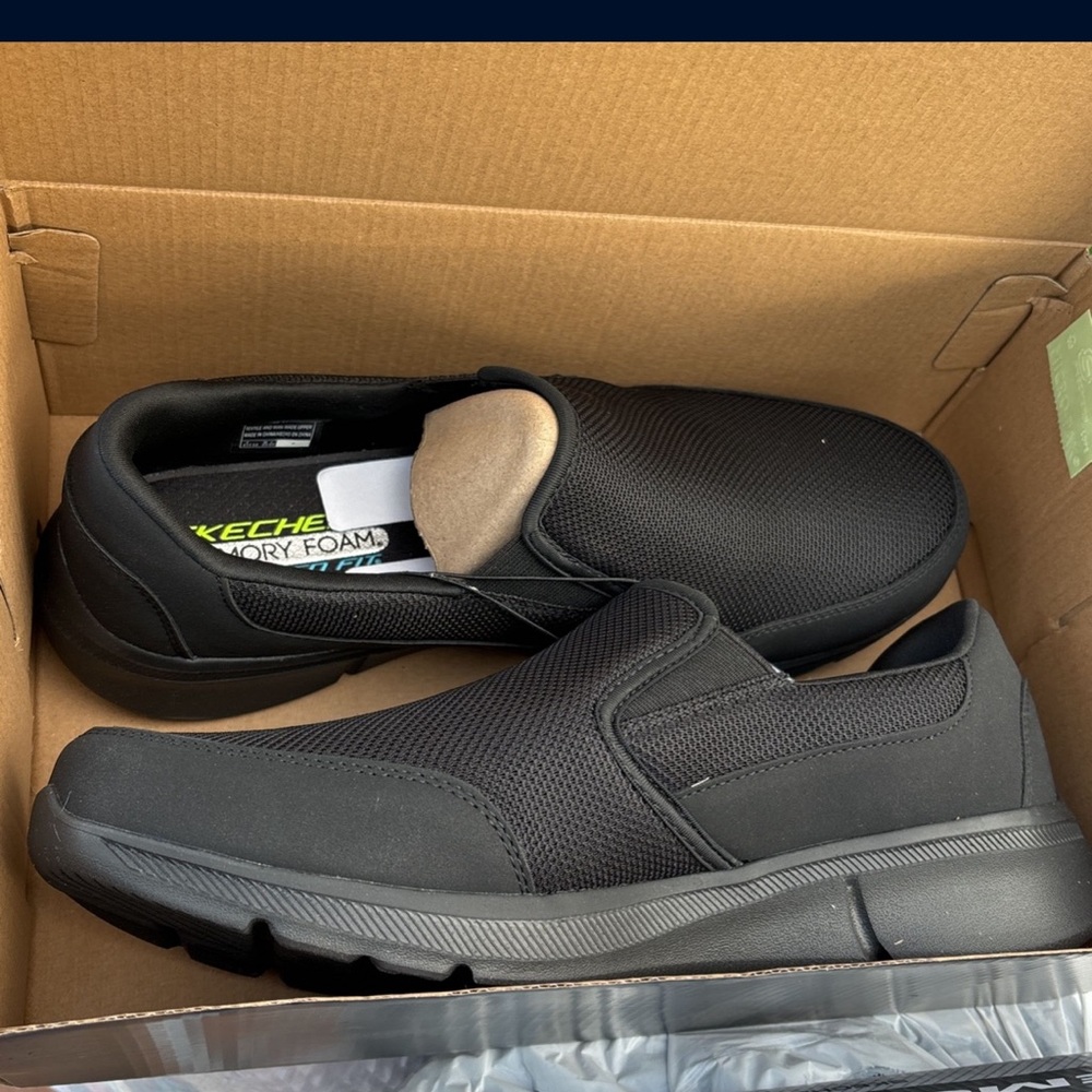 Men’s Skechers Slip-On Shoes – Black, Size 12, New in Box